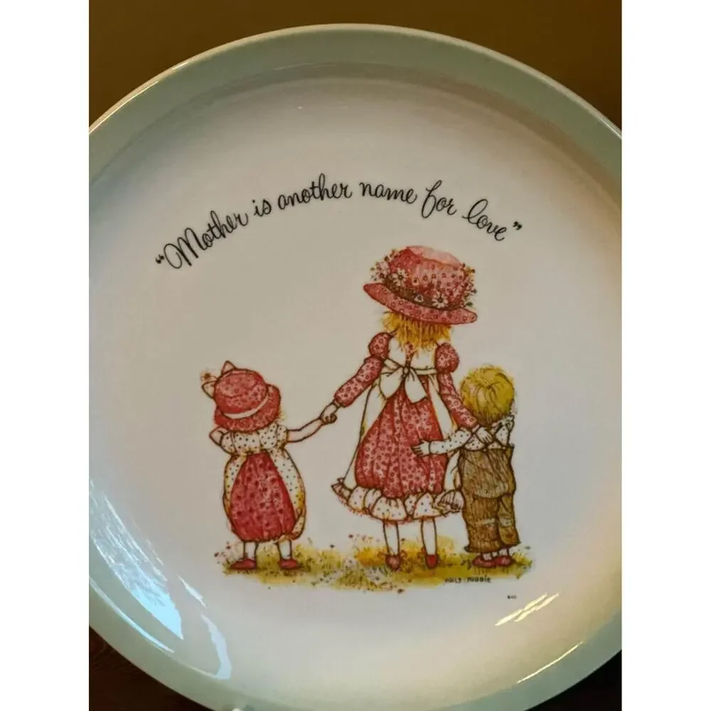 Holly Hobbie Plate 1972 Collectors “Mother is Another Name for Love” VTG Retro
